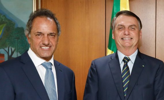 [DIPLOMACIA] Daniel Scioli hizo un balance de su gestión como embajador en Brasil. “Aprendí muchas cosas. Como que banana nao tein carozo ma...