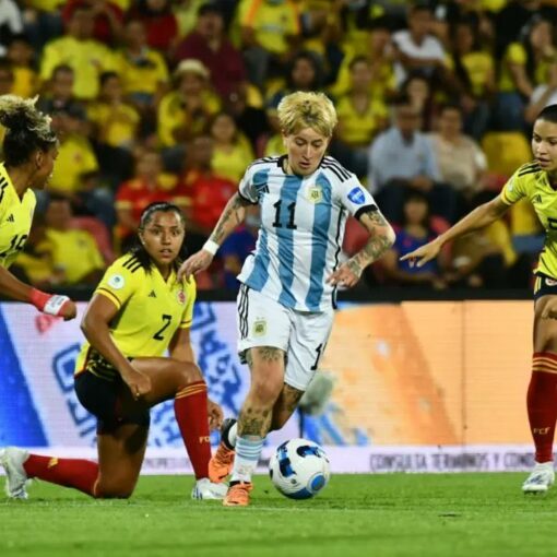 [DEPORTES] La selección femenina jugará por el tercer puesto. Será transmitido en vivo, con los relatos de Fernando Niembro, que prometió ex...